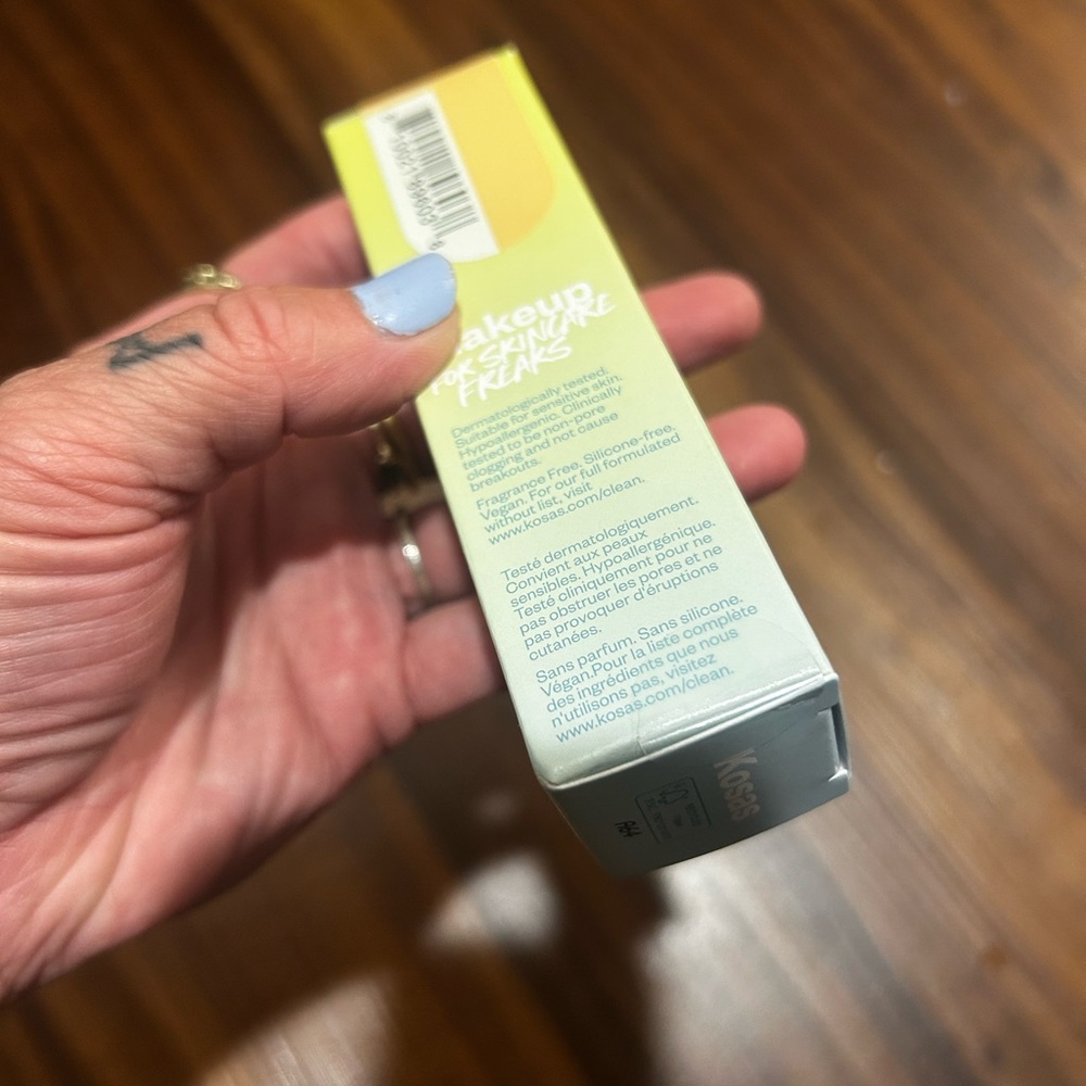 Kosas BB Burst Tinted Gel Cream in 20 (light medium neutral warm) - Picture 6 of 13